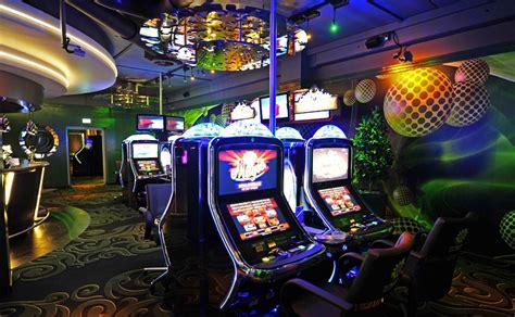 Die besten 5 Spielhallen und Casinos in Hamburg 2024 .